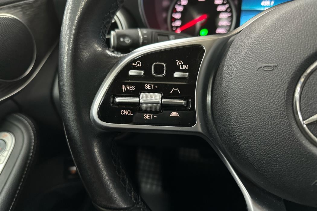 MERCEDES-BENZ C 2020