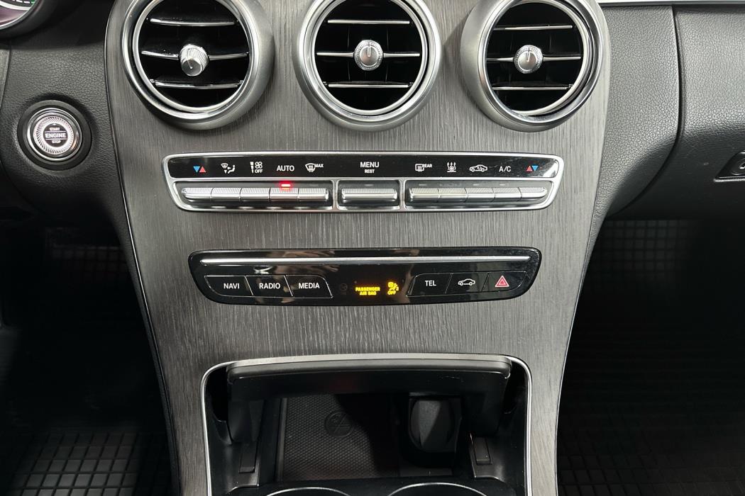 MERCEDES-BENZ C 2020