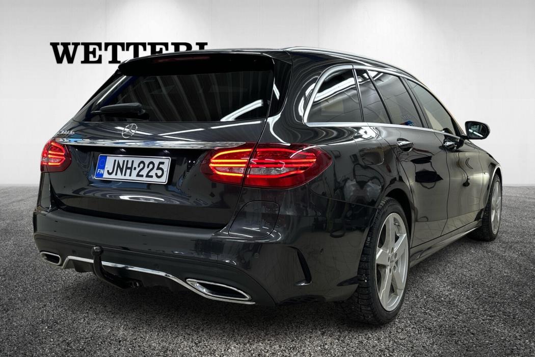 MERCEDES-BENZ C 2020