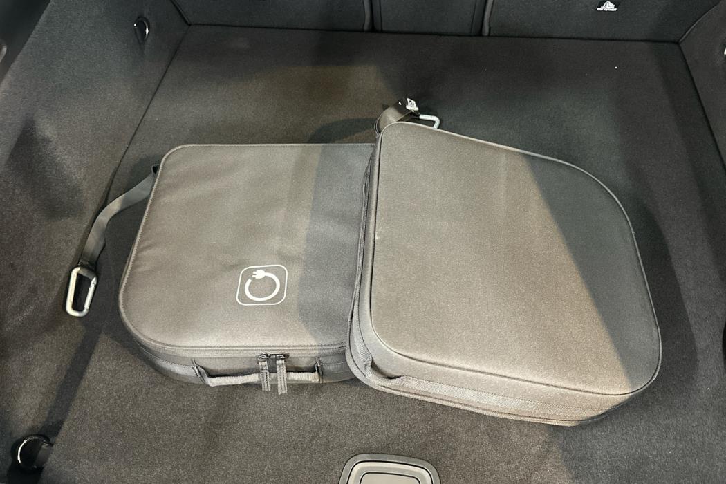 MERCEDES-BENZ CLA 2025