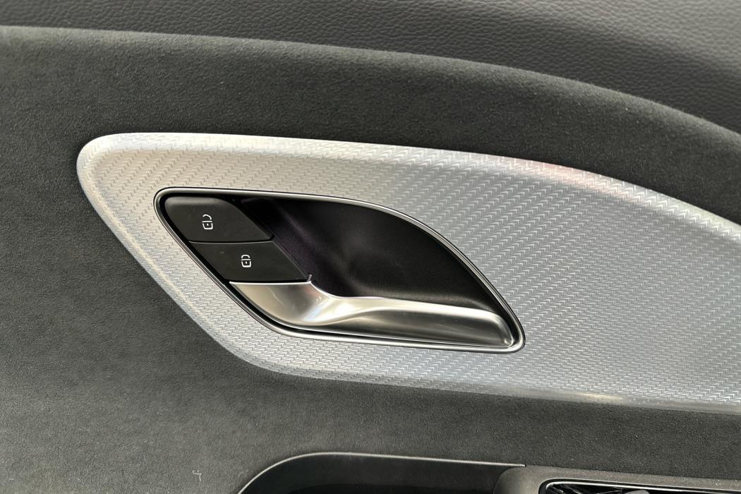 MERCEDES-BENZ CLA 2025