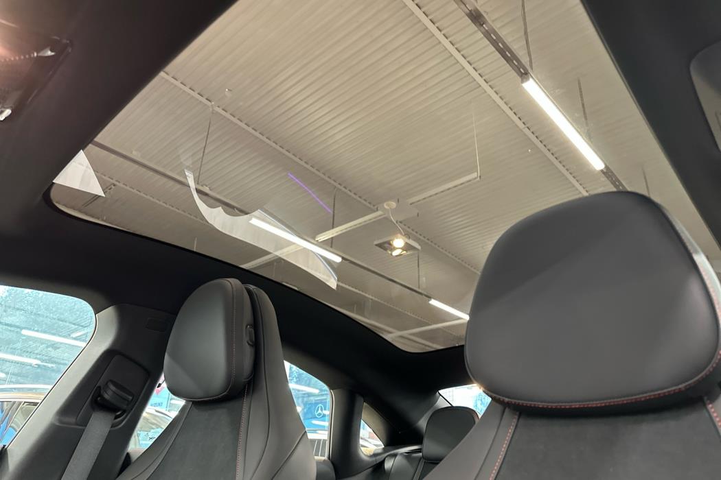 MERCEDES-BENZ CLA 2025