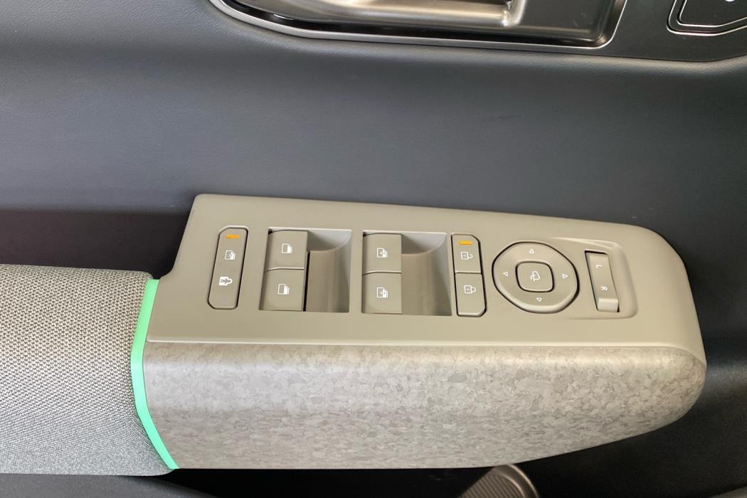 KIA EV4 2026