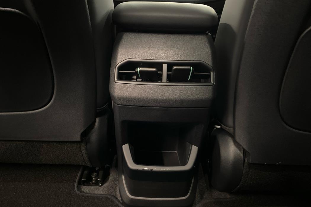 KIA EV4 2026