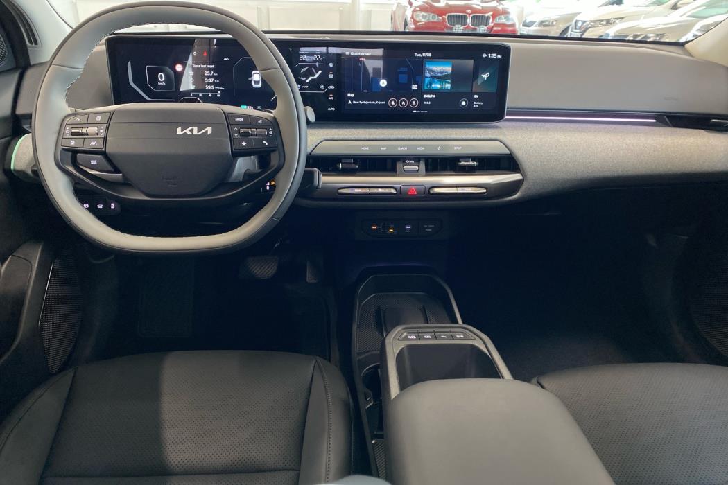 KIA EV4 2026