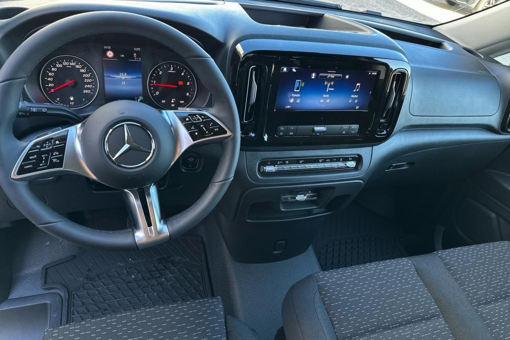 MERCEDES-BENZ Vito 2024