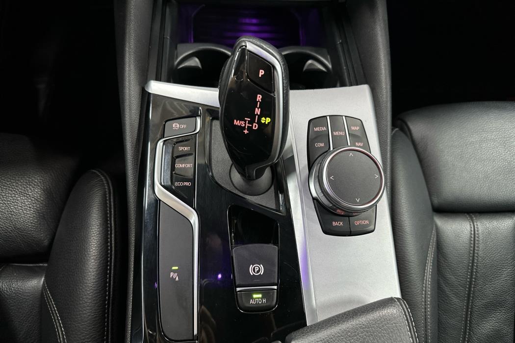 BMW 520 2019