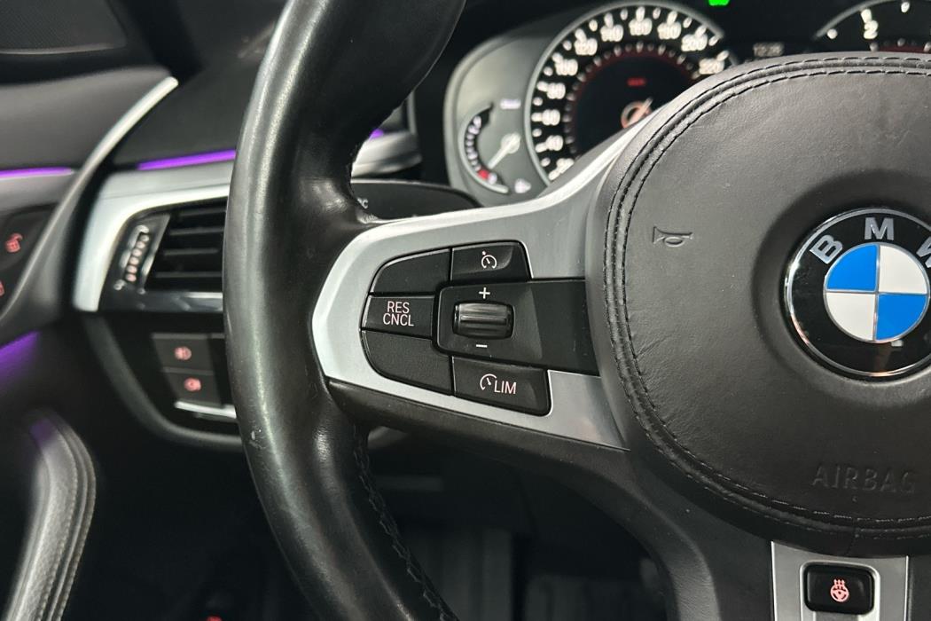 BMW 520 2019