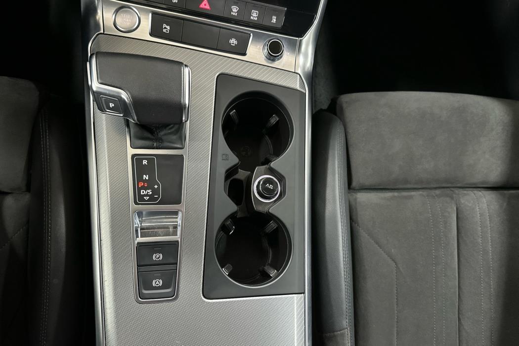 AUDI A6 2019