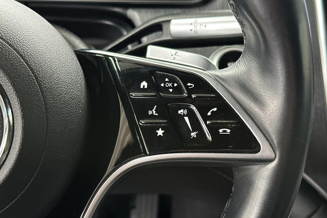 MERCEDES-BENZ EQS 2021