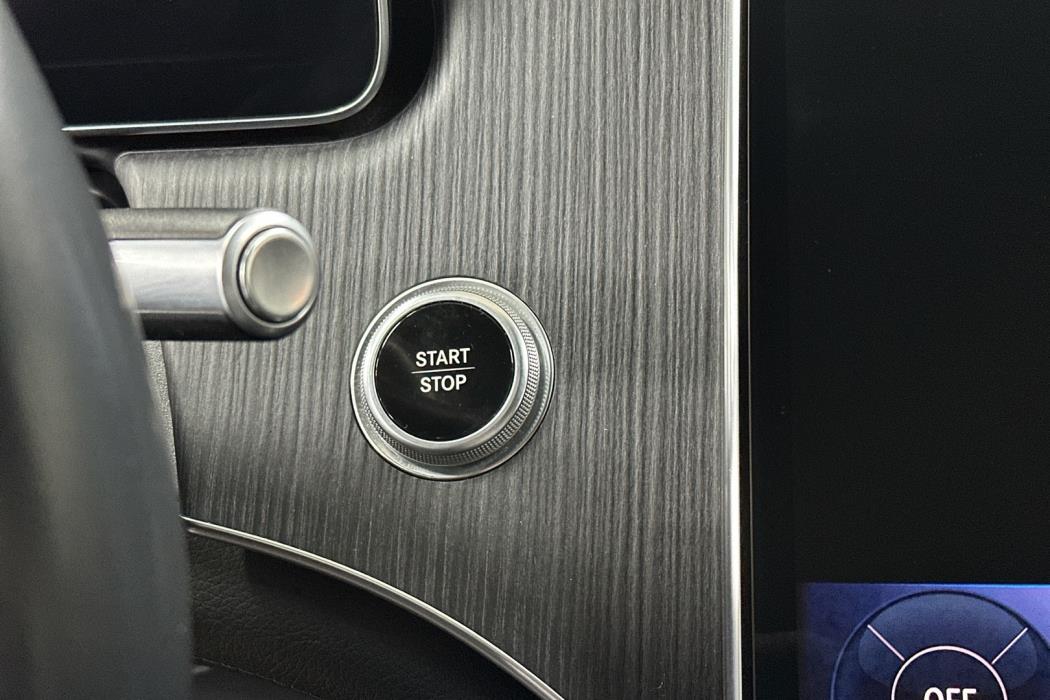 MERCEDES-BENZ EQS 2021