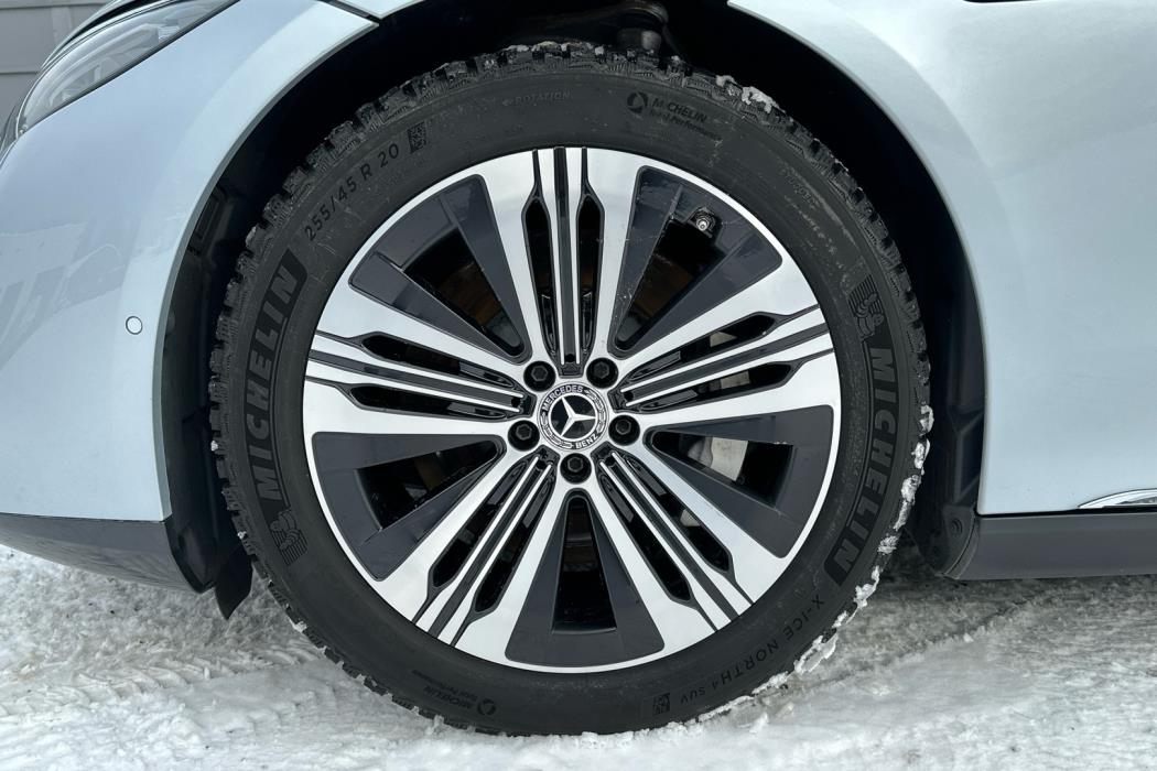 MERCEDES-BENZ EQS 2021