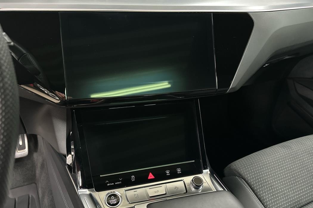 AUDI Q8 e-tron 2024