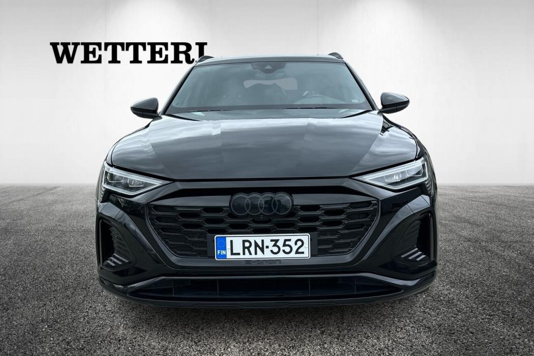 AUDI Q8 e-tron 2024