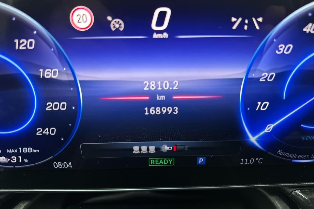 MERCEDES-BENZ EQE 2023