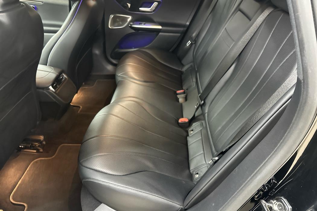 MERCEDES-BENZ EQE 2023