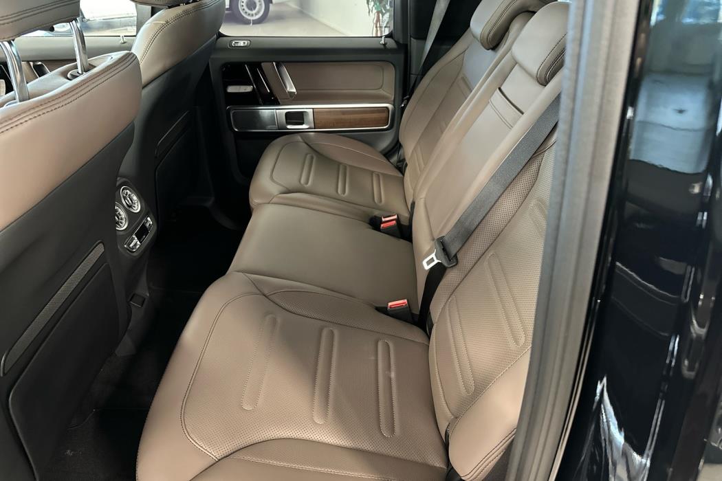 MERCEDES-BENZ G 2025