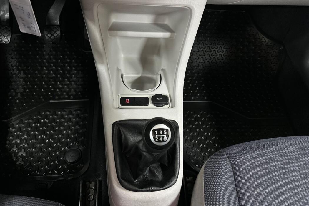 VOLKSWAGEN up! 2012