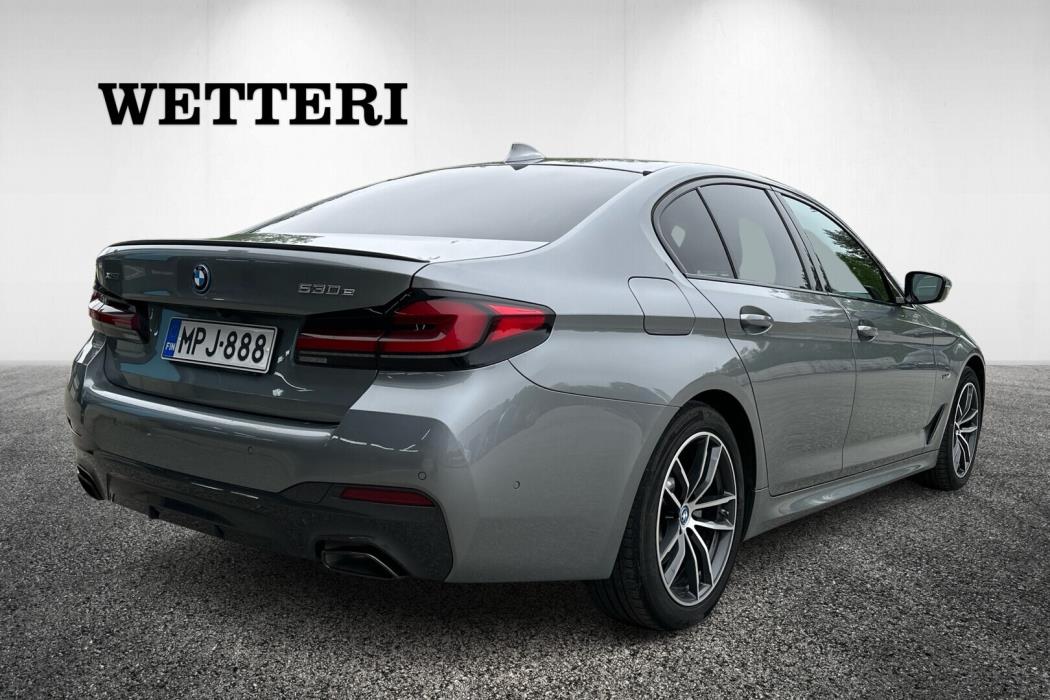 BMW 530 2022
