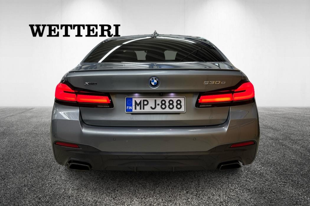 BMW 530 2022