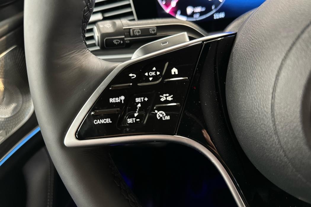 MERCEDES-BENZ GLE 2026