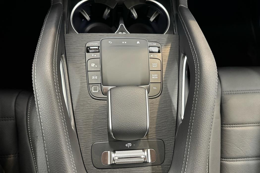 MERCEDES-BENZ GLE 2026