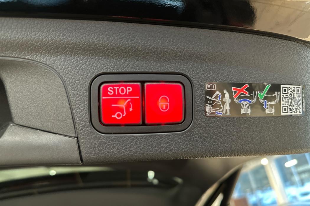 MERCEDES-BENZ GLE 2026