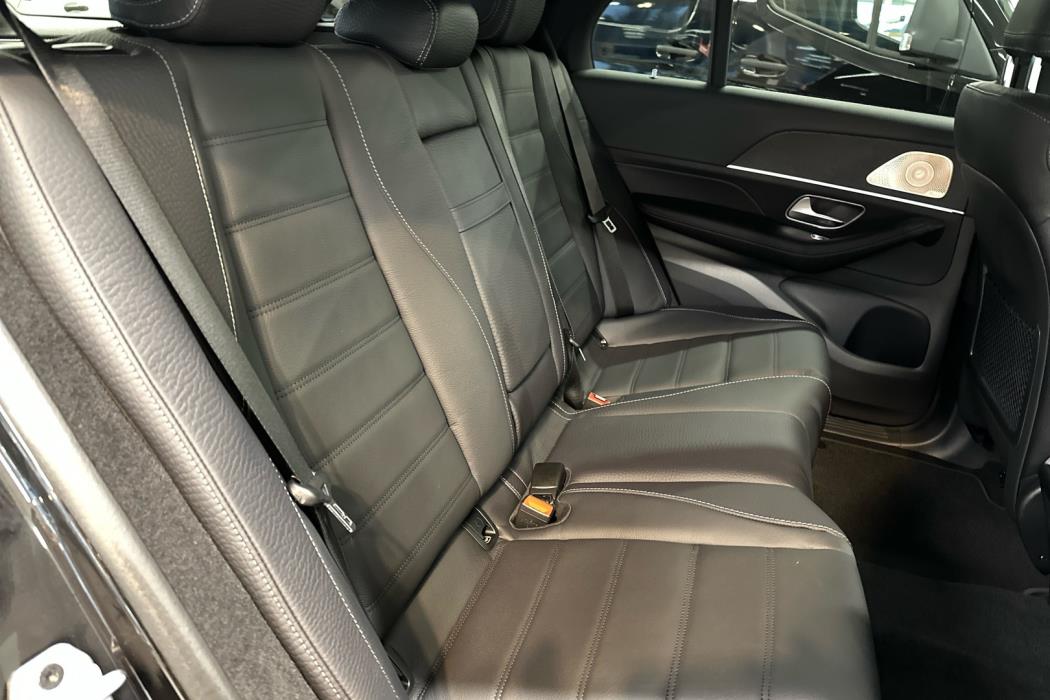 MERCEDES-BENZ GLE 2026