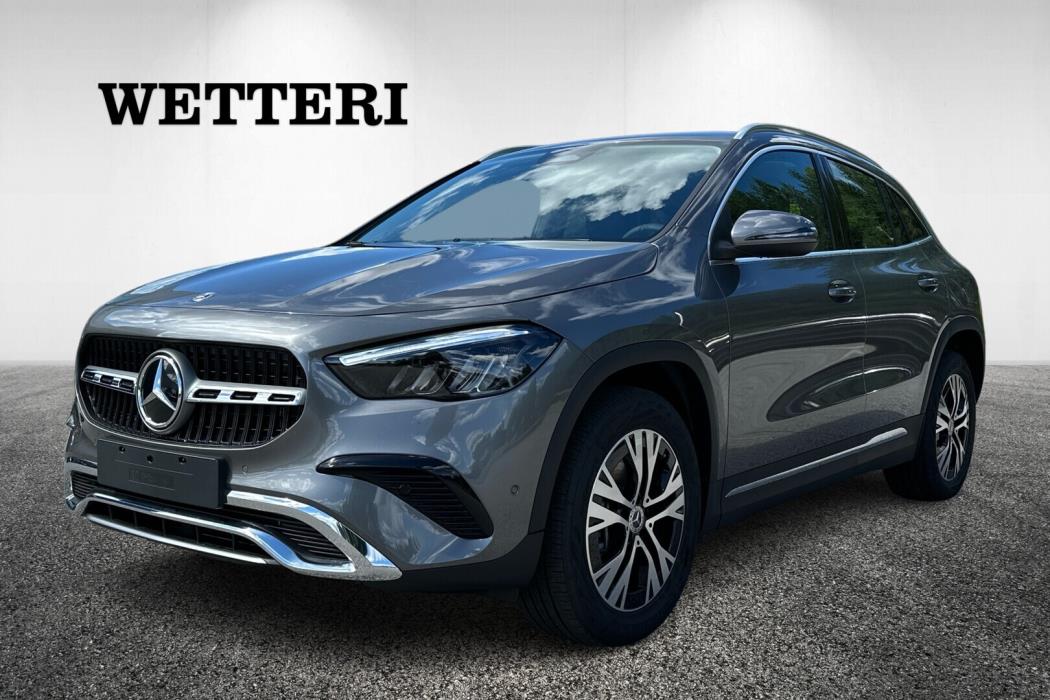 MERCEDES-BENZ GLA 2026
