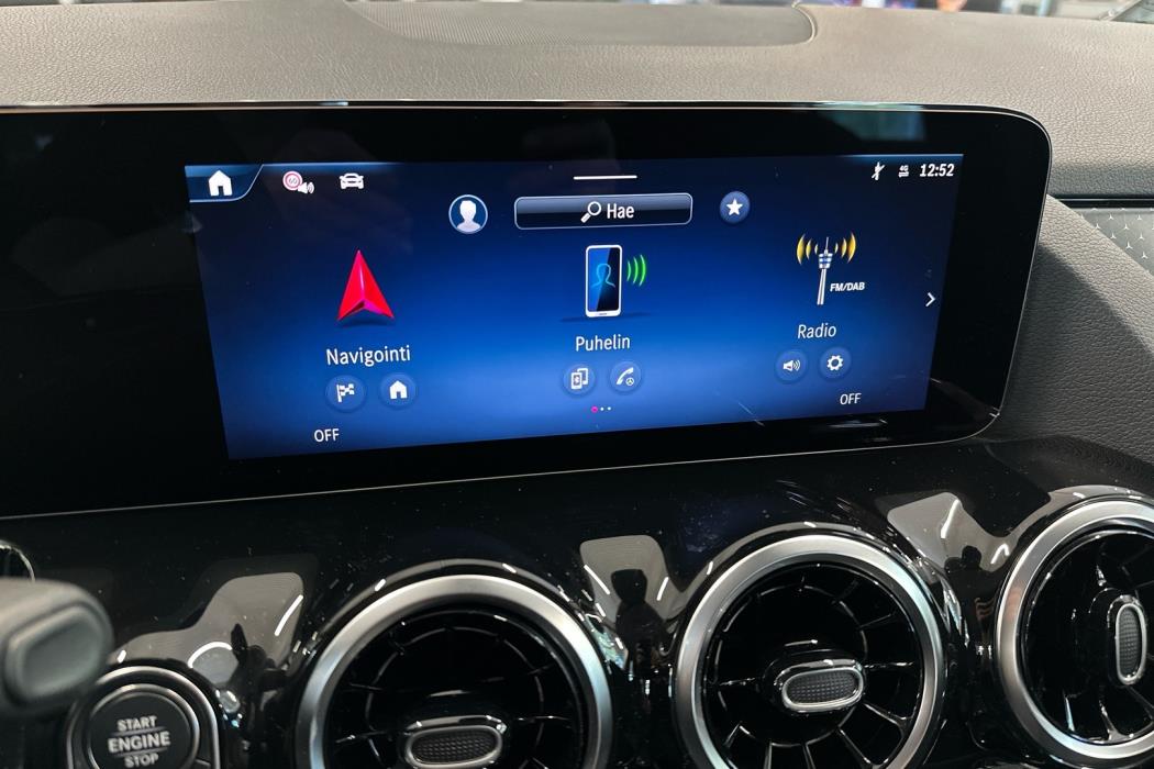 MERCEDES-BENZ GLA 2026