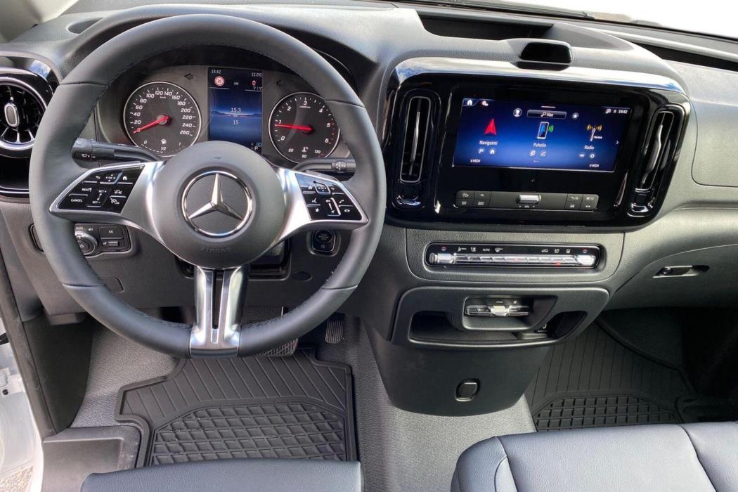 MERCEDES-BENZ Vito 2025