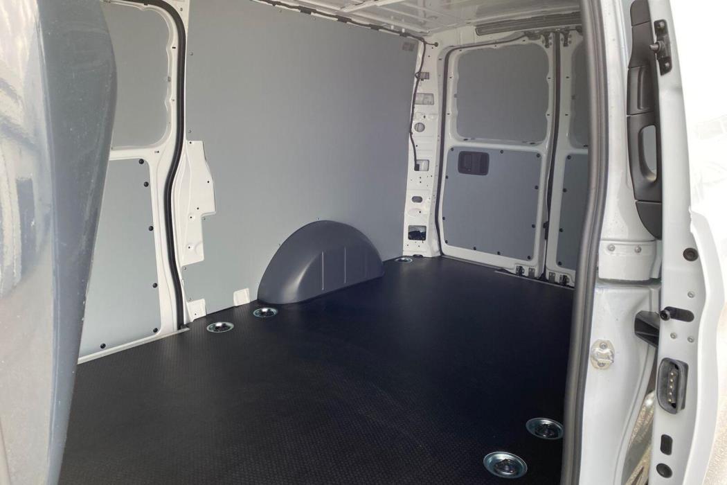 MERCEDES-BENZ Vito 2025