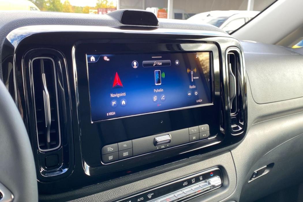 MERCEDES-BENZ Vito 2025
