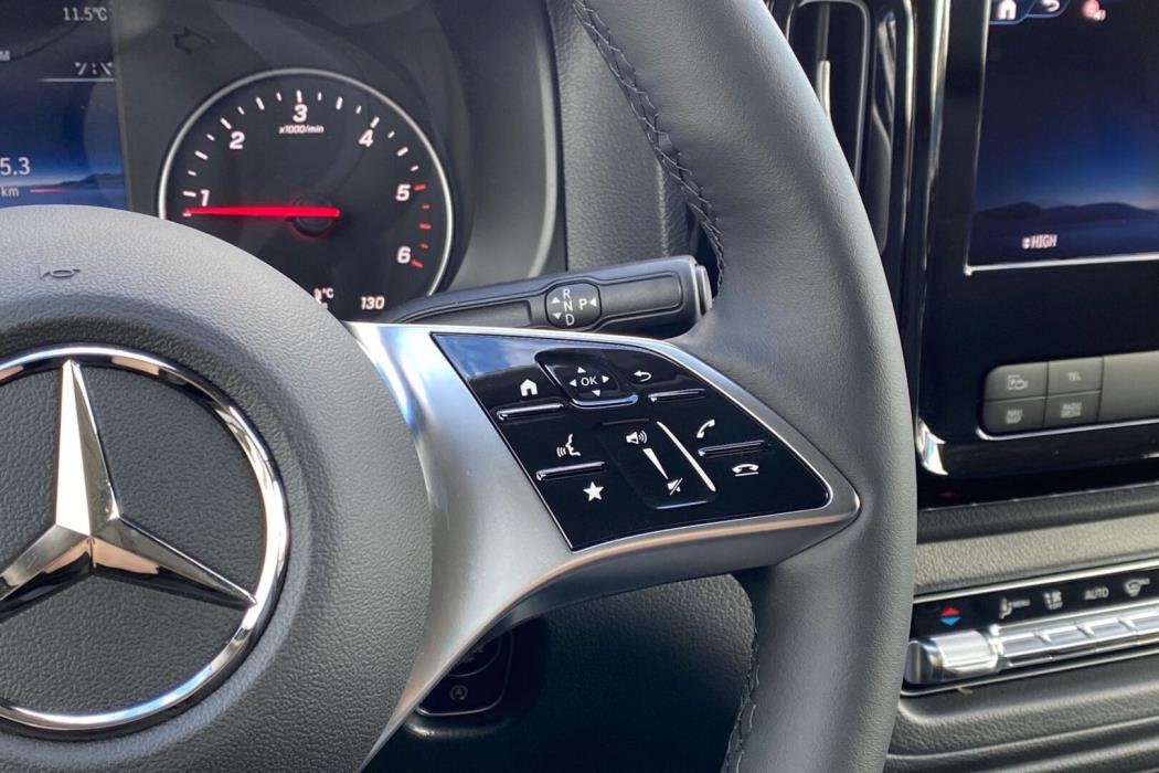 MERCEDES-BENZ Vito 2025