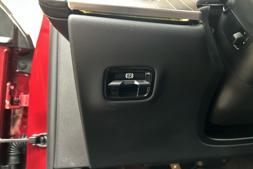 MERCEDES-BENZ E 2024
