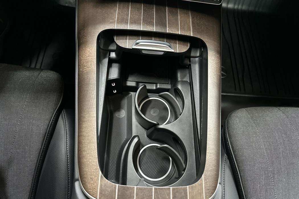 MERCEDES-BENZ E 2024