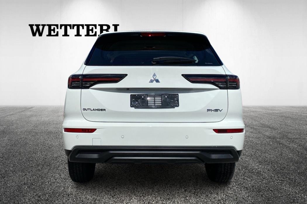 MITSUBISHI OUTLANDER PHEV 2026