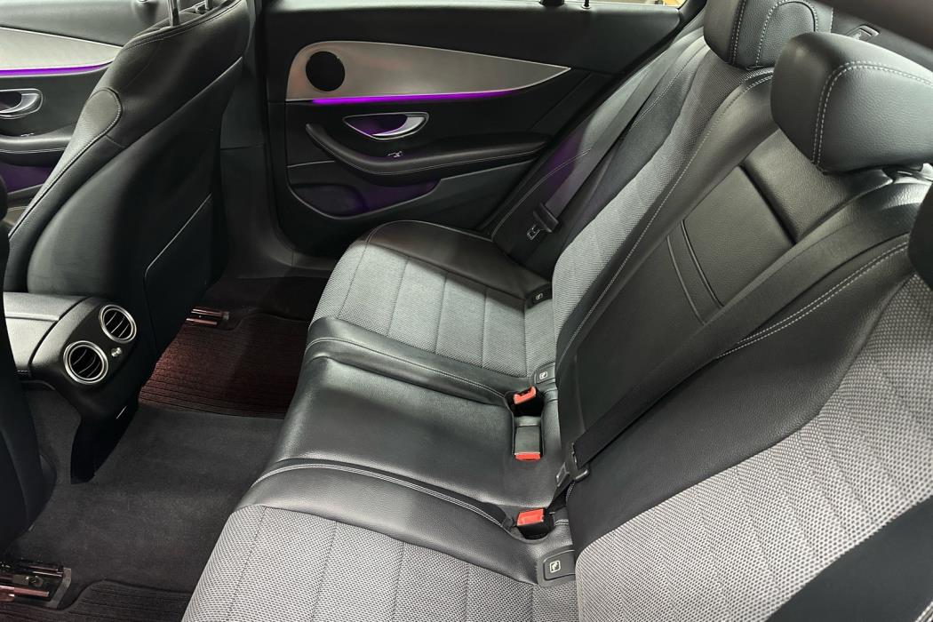 MERCEDES-BENZ E 2016