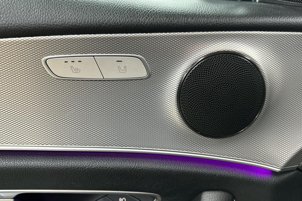 MERCEDES-BENZ E 2016