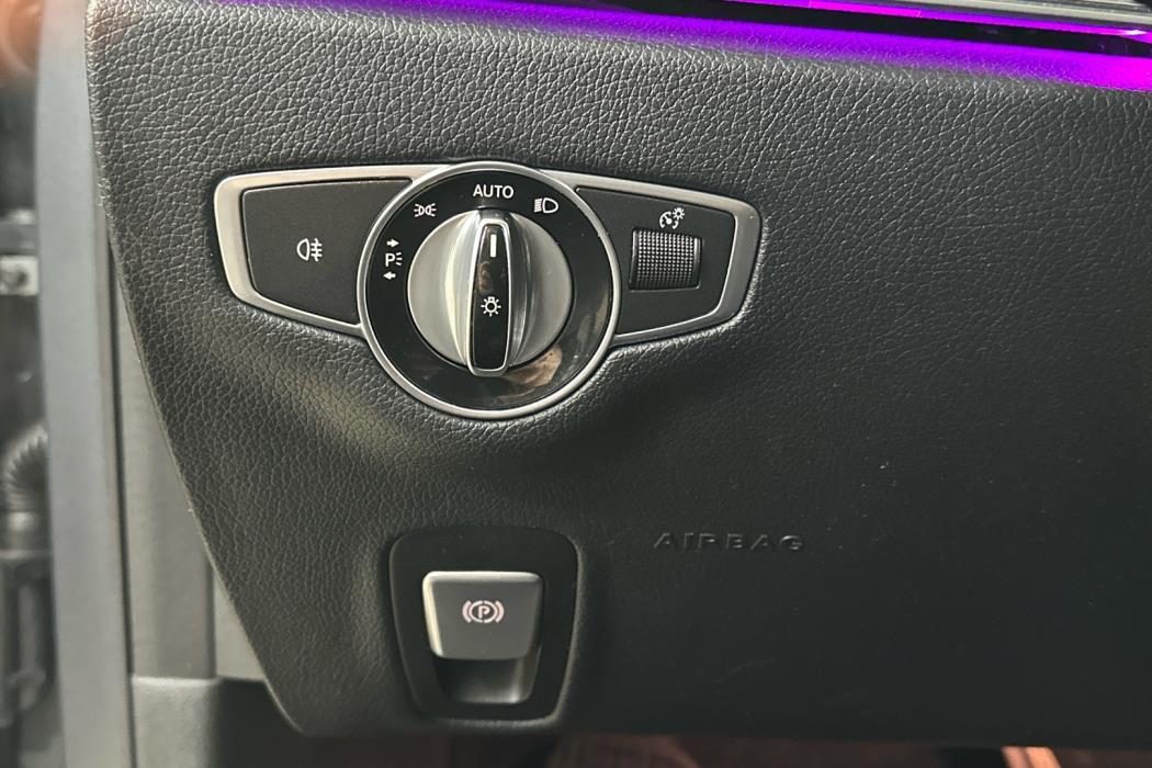 MERCEDES-BENZ E 2016