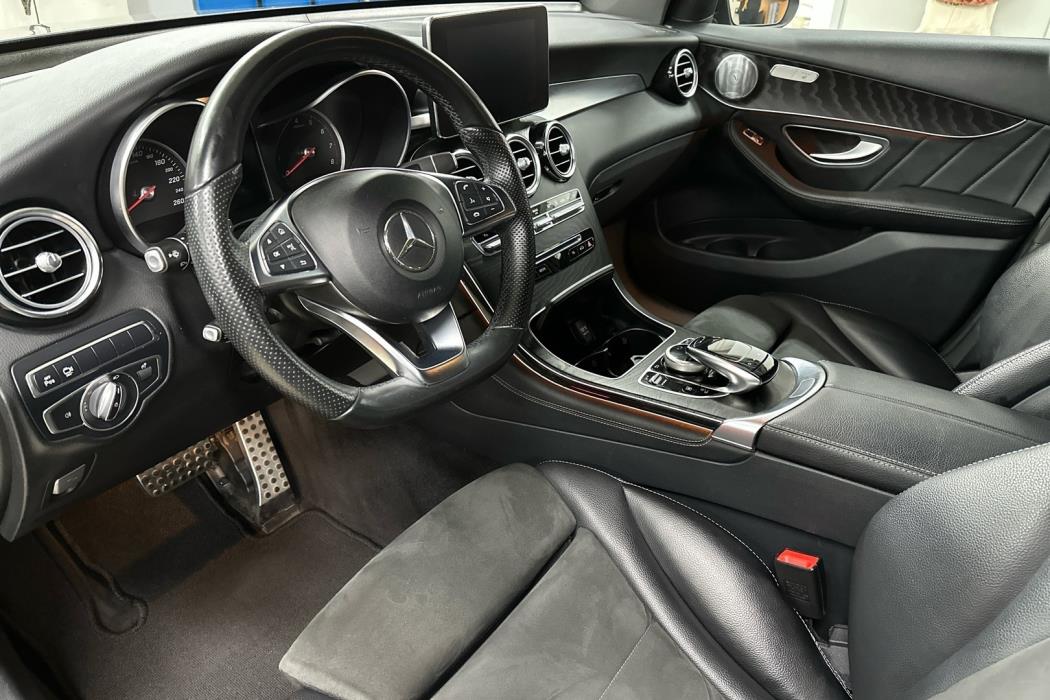 MERCEDES-BENZ GLC 2017