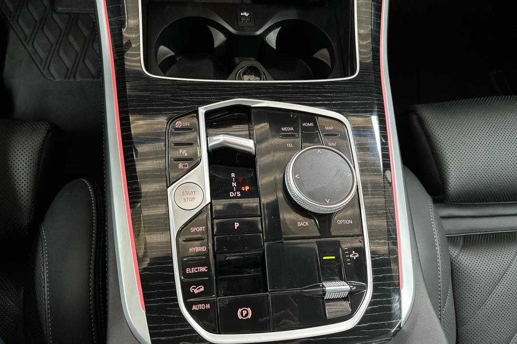 BMW X5 2023