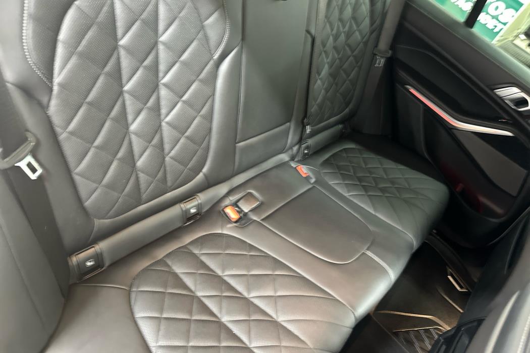 BMW X5 2023