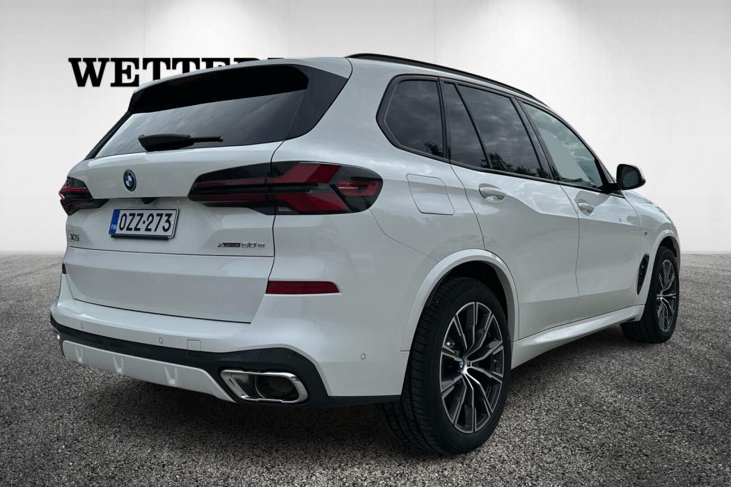 BMW X5 2023