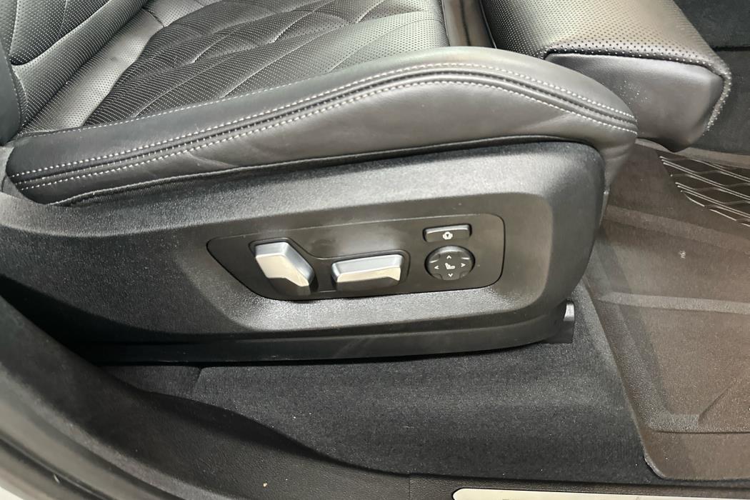 BMW X5 2023