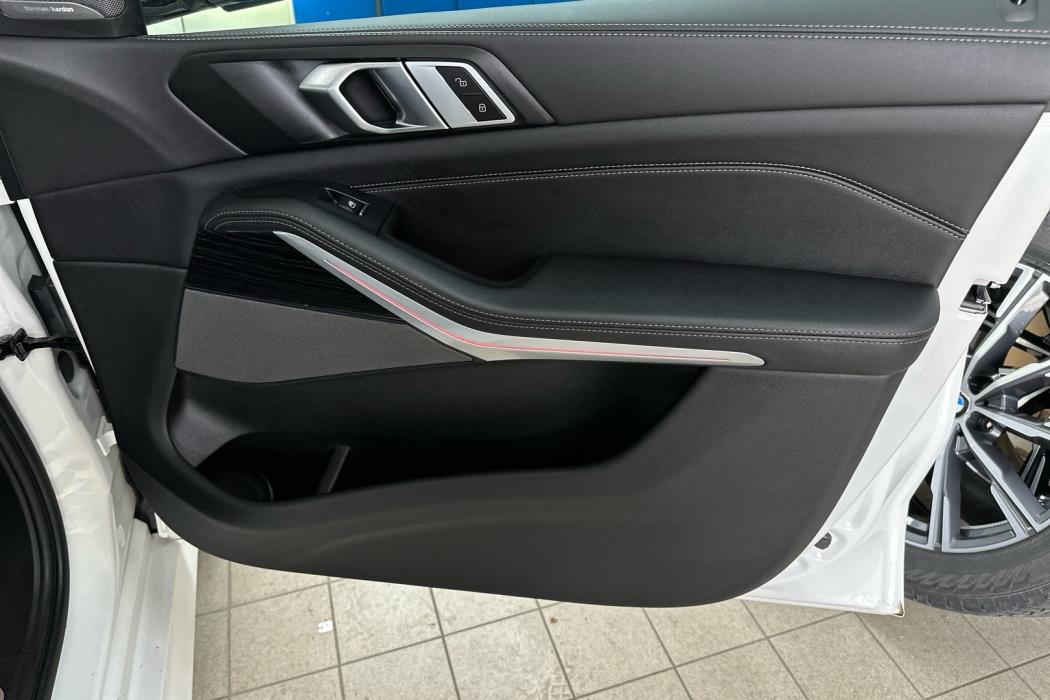 BMW X5 2023