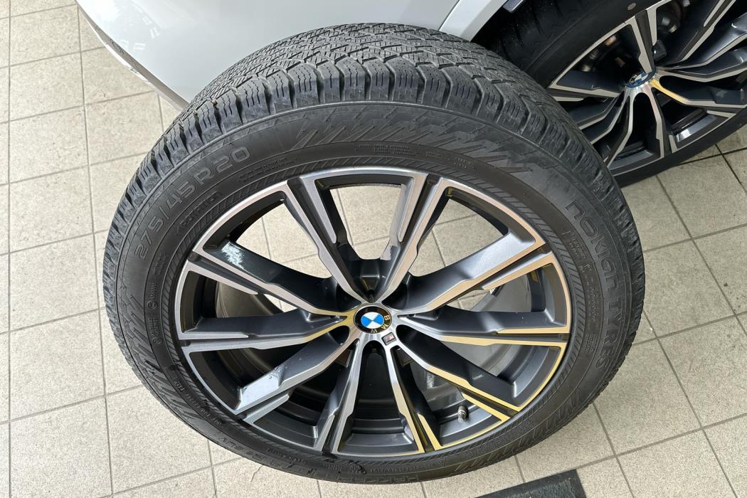 BMW X5 2023