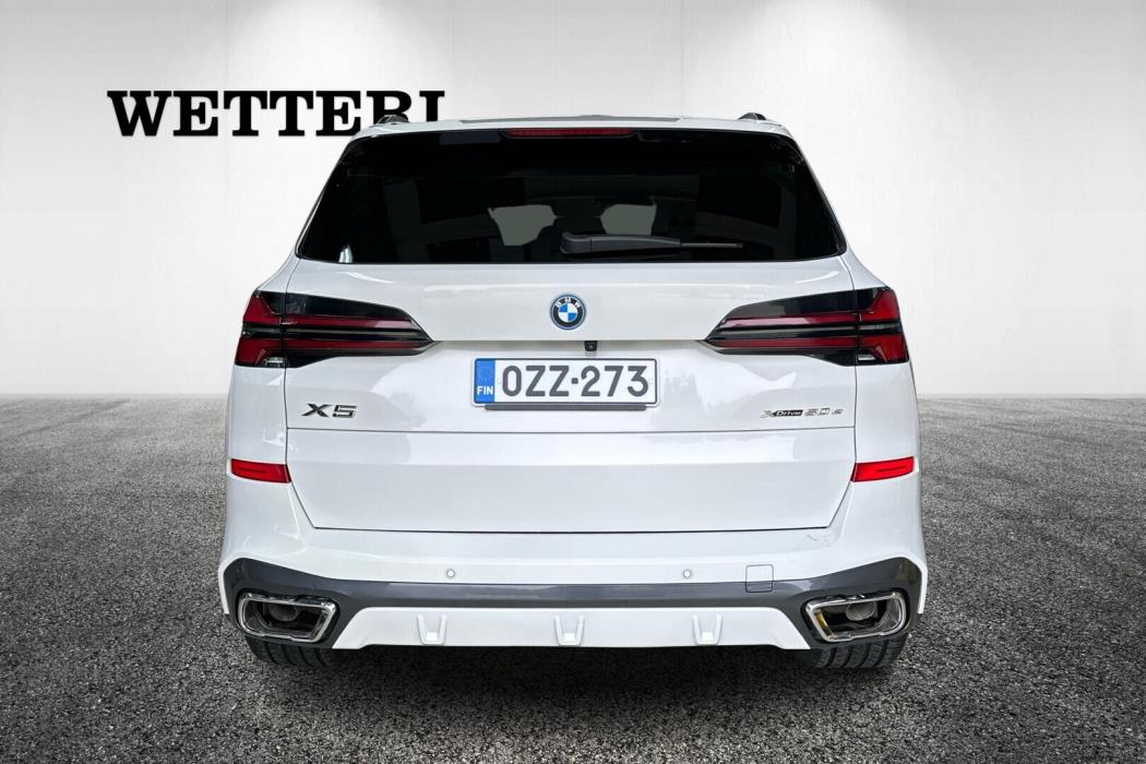 BMW X5 2023