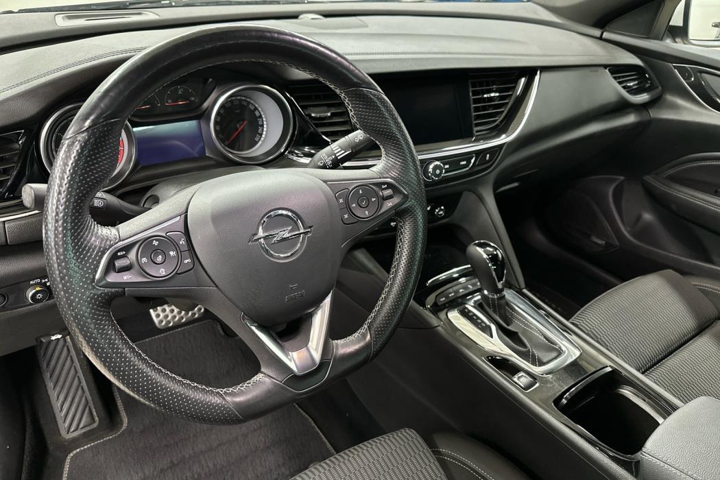 OPEL Insignia 2018