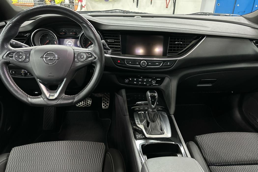OPEL Insignia 2018